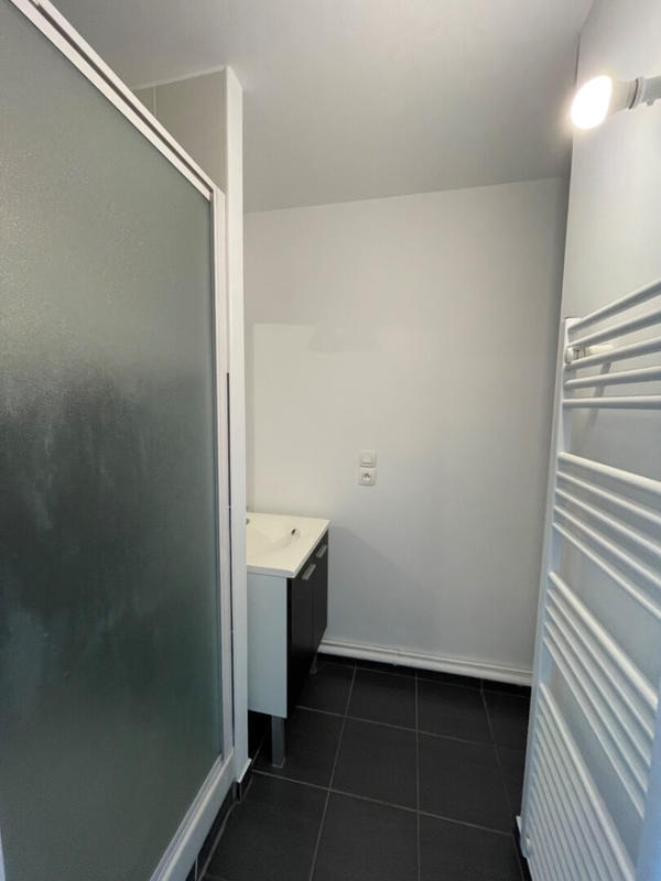 Appartement - 64 m² - 4 pièces