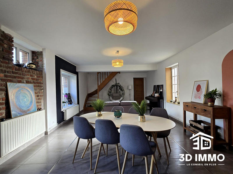 Maison - 180 m² - 8 pièces