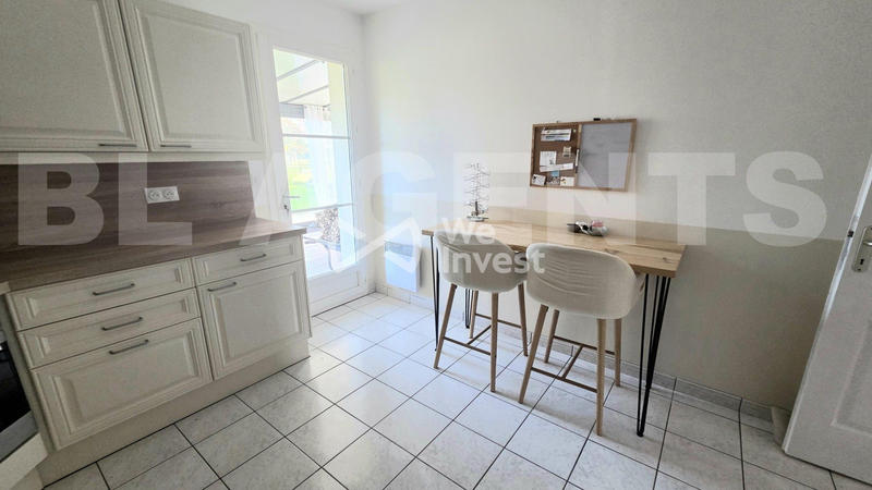 Maison - 139 m² - 8 pièces