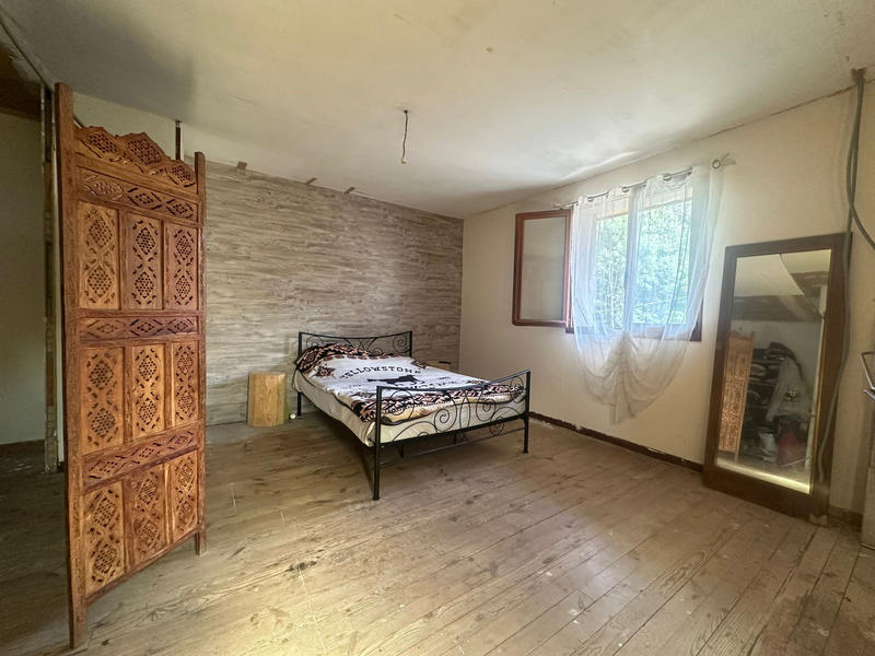 Maison - 176 m² - 8 pièces