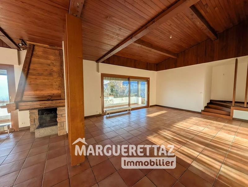 Villa - 214 m² - 6 pièces