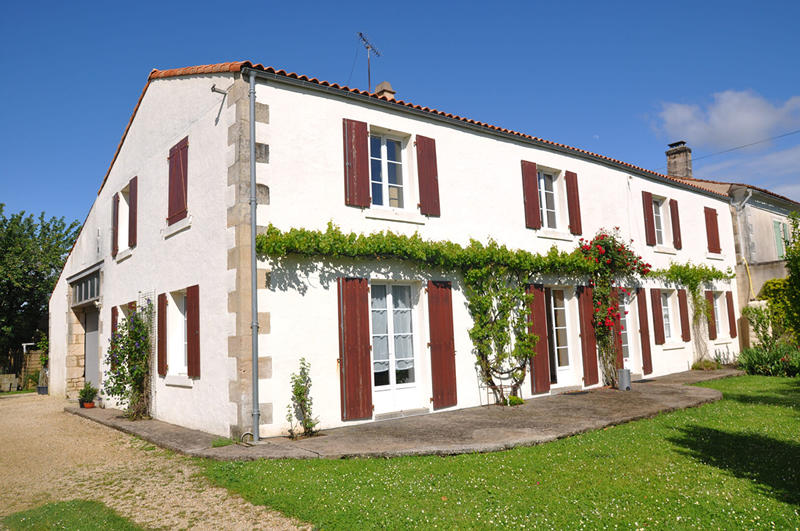 Maison - 178 m² - 7 pièces