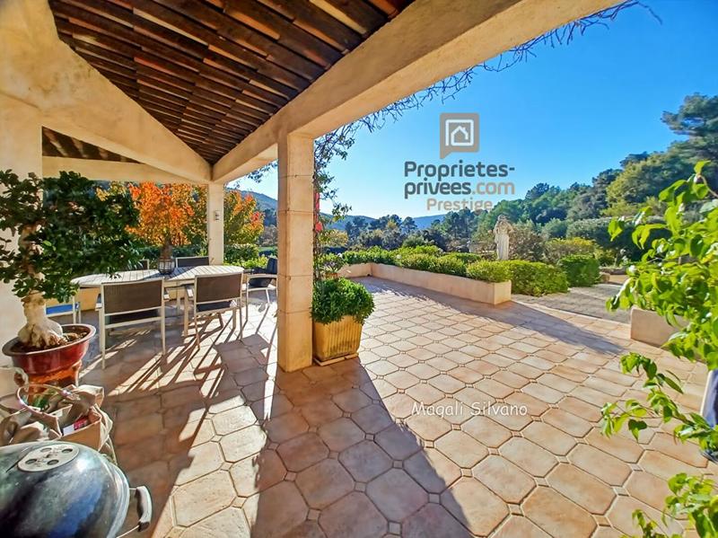 Villa - 173 m² - 5 pièces