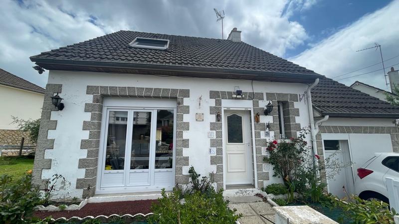 Maison - 92 m² - 5 pièces