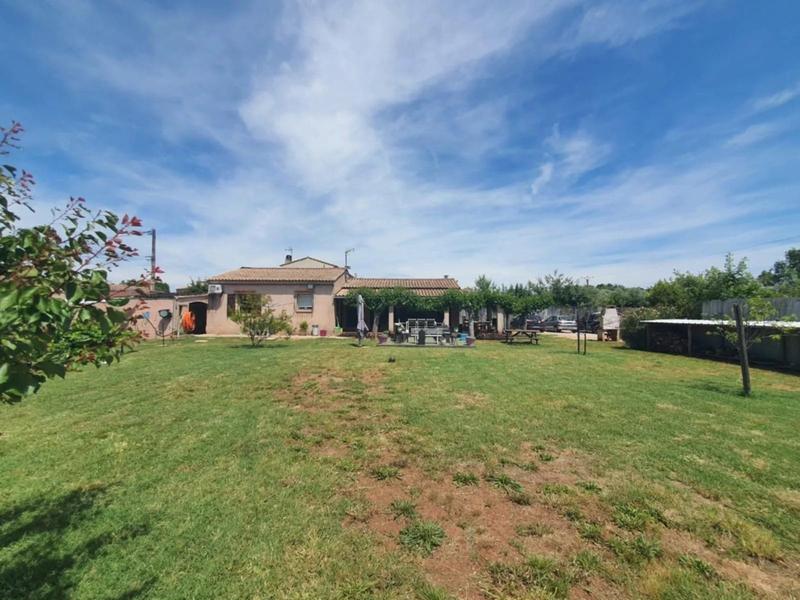 Maison - 90 m² - 3 pièces