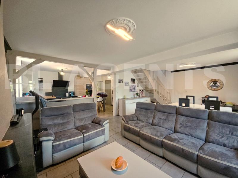 Maison - 160 m² - 5 pièces