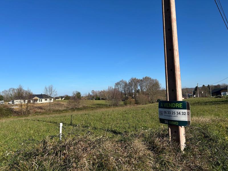 Terrain constructible - 1 796 m²