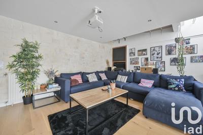 Maison - 230 m² - 9 pièces