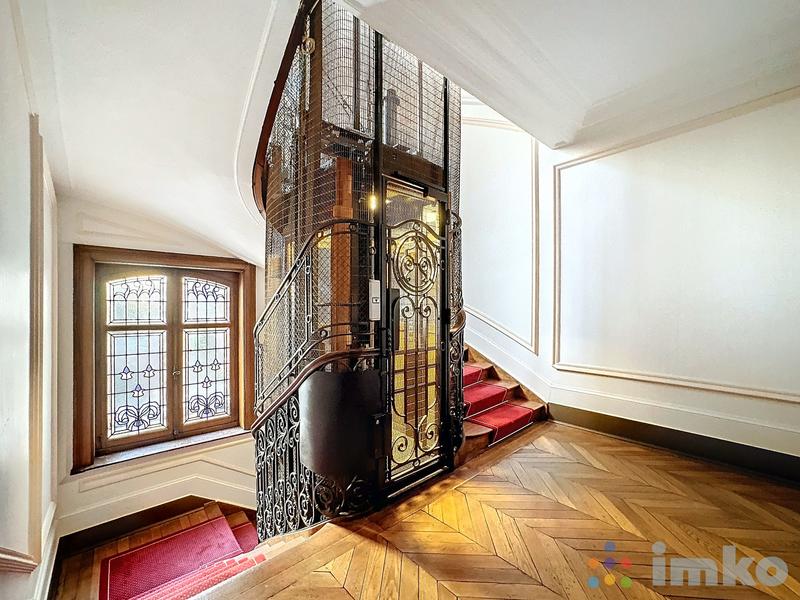 Appartement - 166 m² - 4 pièces