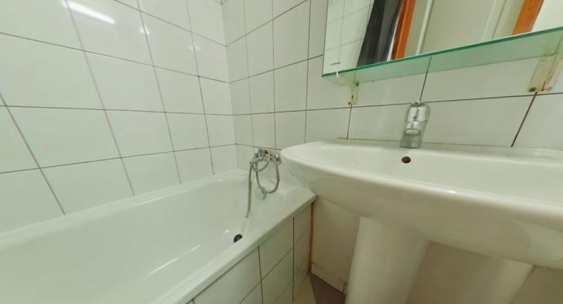 Studio - 14 m² - 1 pièce