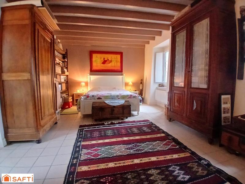 Maison - 149 m² - 8 pièces