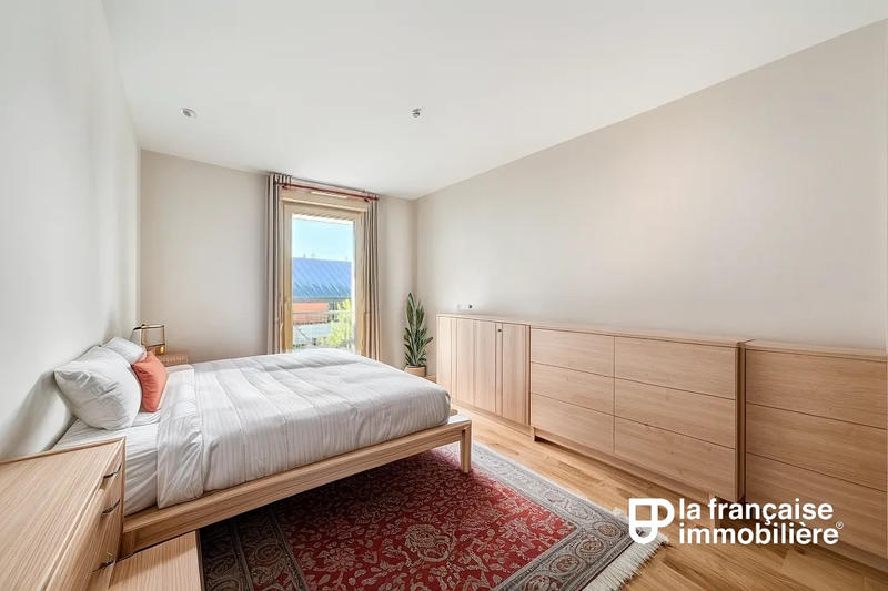 Maison - 93 m² - 5 pièces