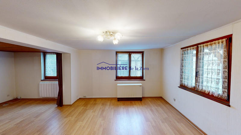 Maison - 97 m² - 5 pièces