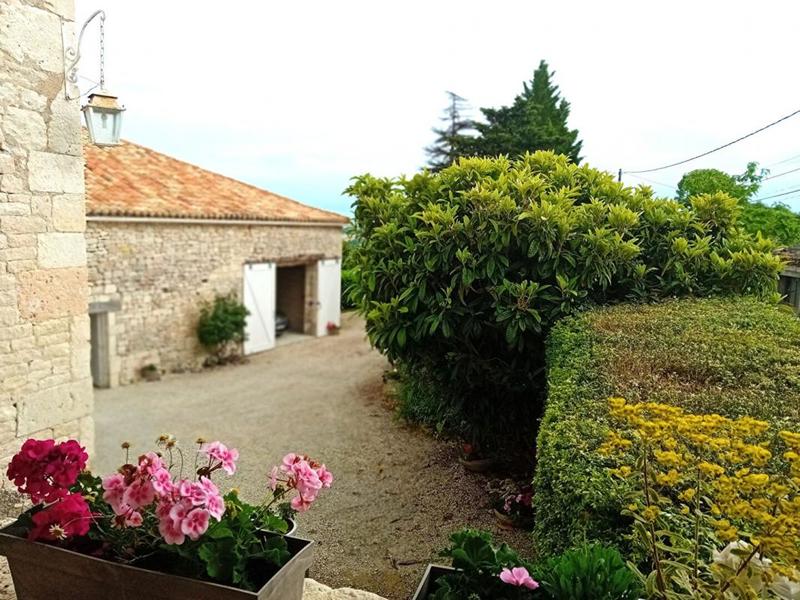 Maison - 213 m² - 9 pièces