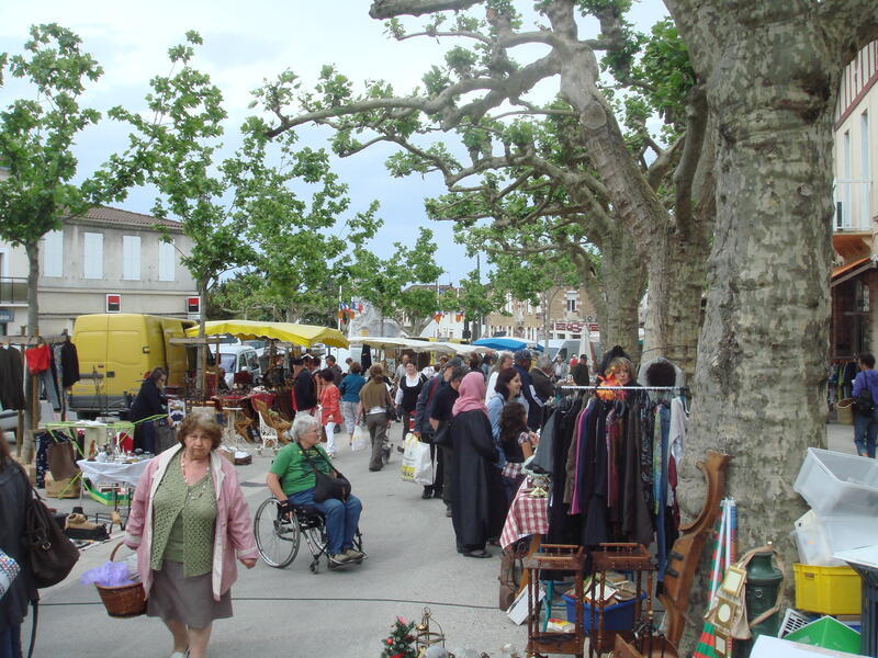 Vide grenier - brocante