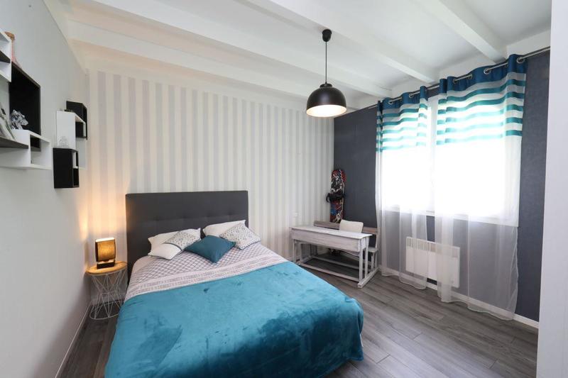 Villa - 193 m² - 7 pièces