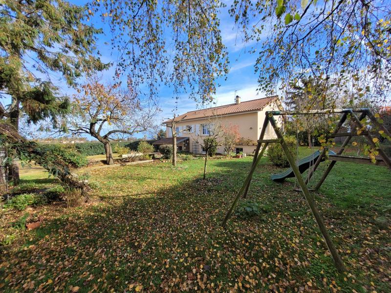 Maison - 106 m² - 4 pièces