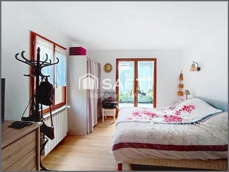 Maison - 146 m² - 6 pièces