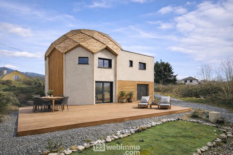 Maison - 120 m² - 4 pièces