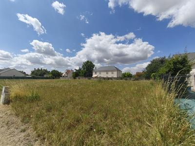 Terrain - 735 m²