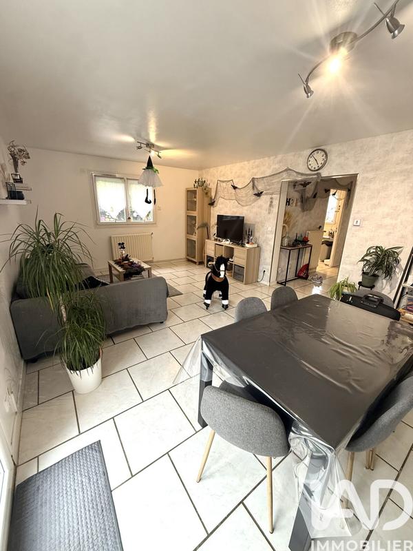 Maison - 93 m² - 4 pièces