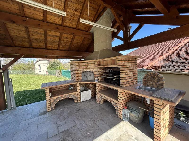 Maison - 234 m² - 9 pièces