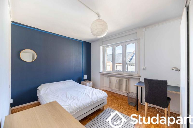 Chambre - 10 m² - 1 pièce