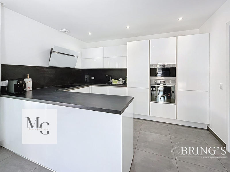 Maison - 125 m² - 5 pièces