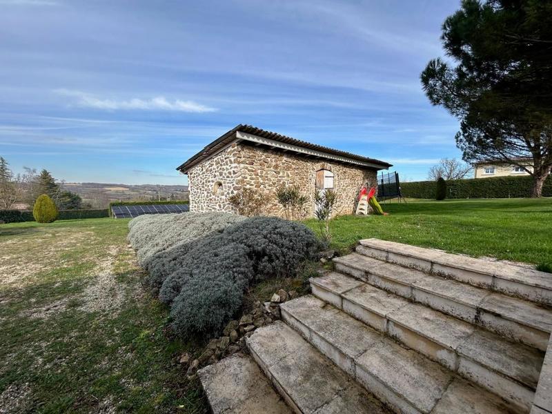 Maison - 105 m² - 4 pièces