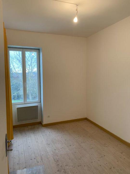 Maison de bourg - 86 m² - 4 pièces