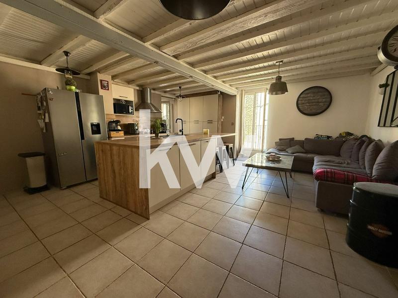 Maison - 92 m² - 5 pièces