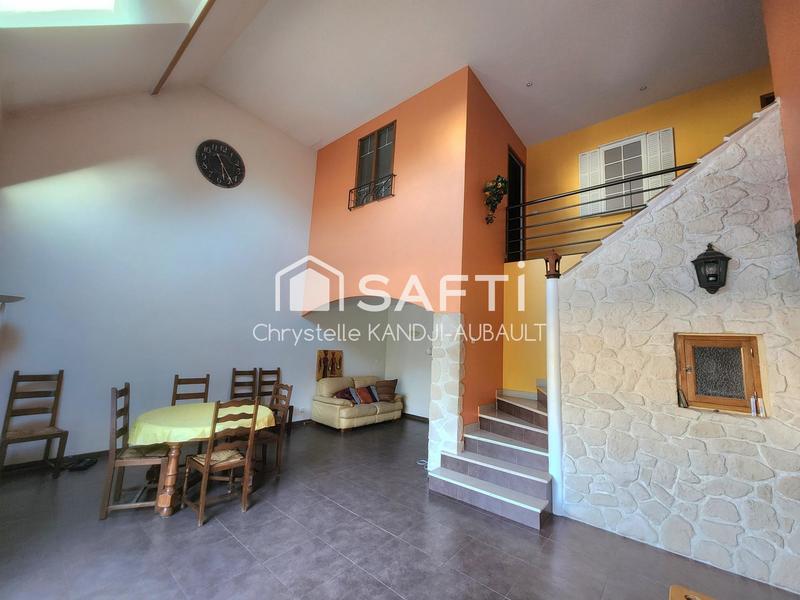 Maison - 133 m² - 6 pièces