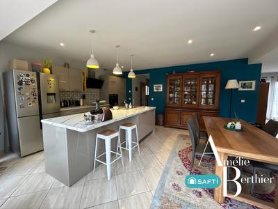 Maison - 142 m² - 4 pièces