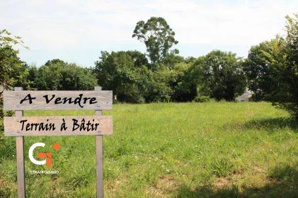 Terrain constructible - 1 000 m²