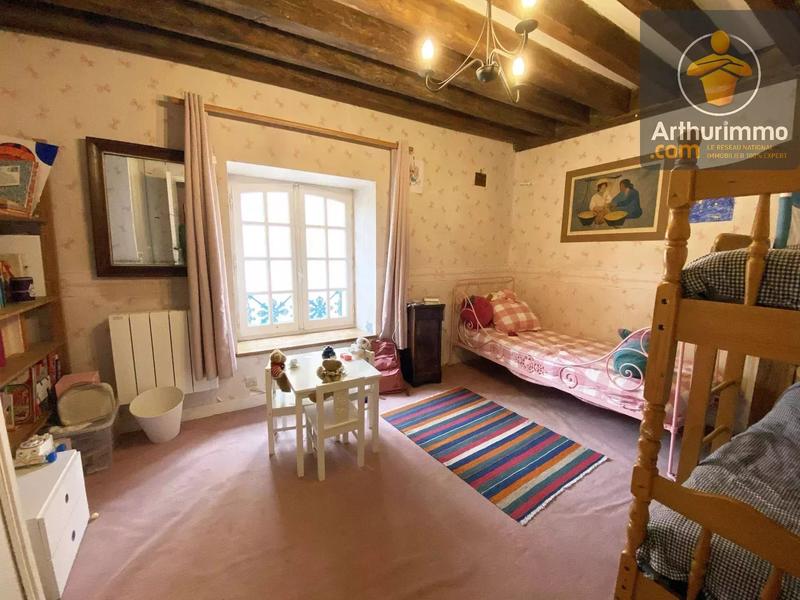 Maison - 343 m² - 12 pièces