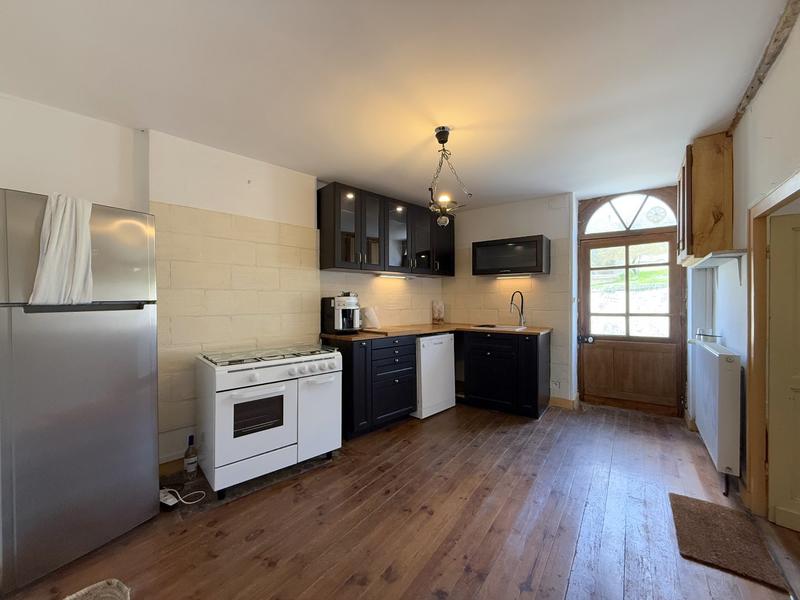 Maison - 226 m² - 7 pièces