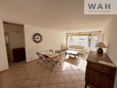 Appartement - 90 m² - 3 pièces