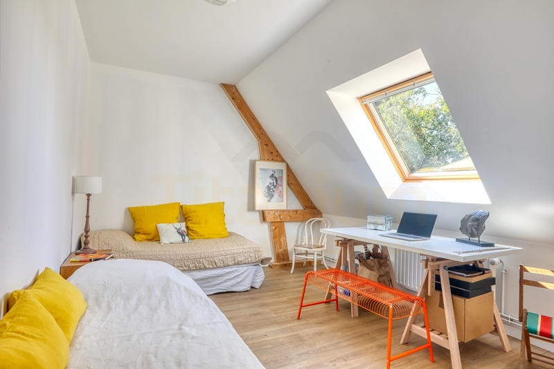 Maison - 185 m² - 7 pièces