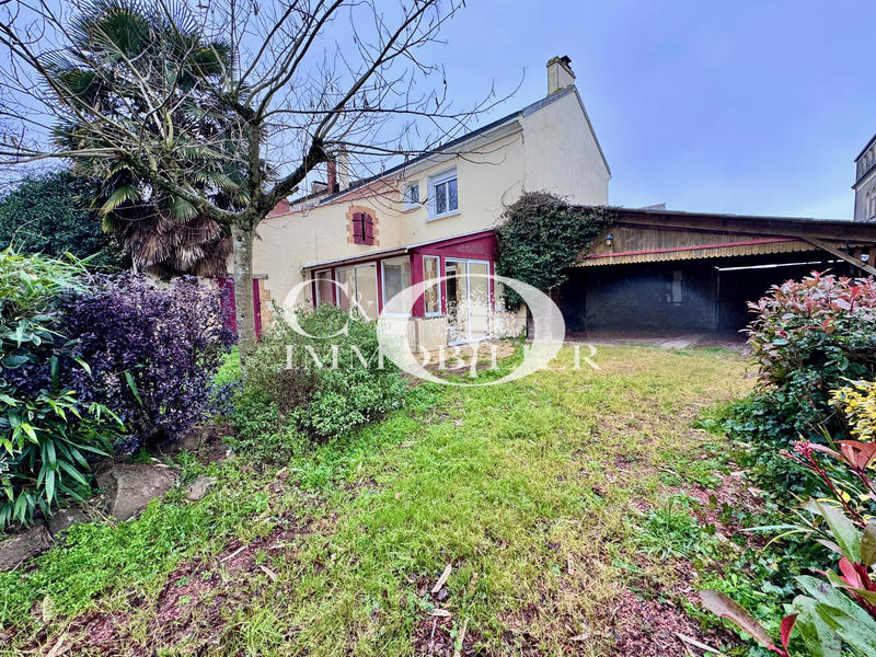 Maison - 90 m² - 4 pièces