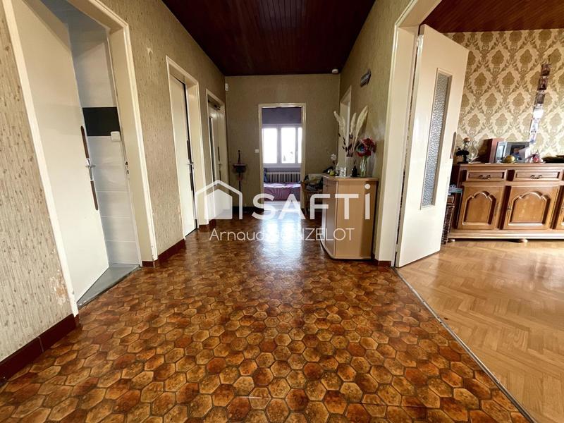 Maison - 166 m² - 7 pièces