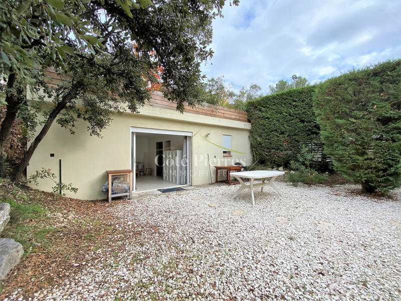 Villa - 200 m² - 5 pièces