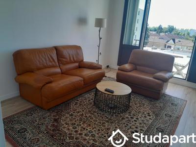 Appartement - 70 m² - 4 pièces