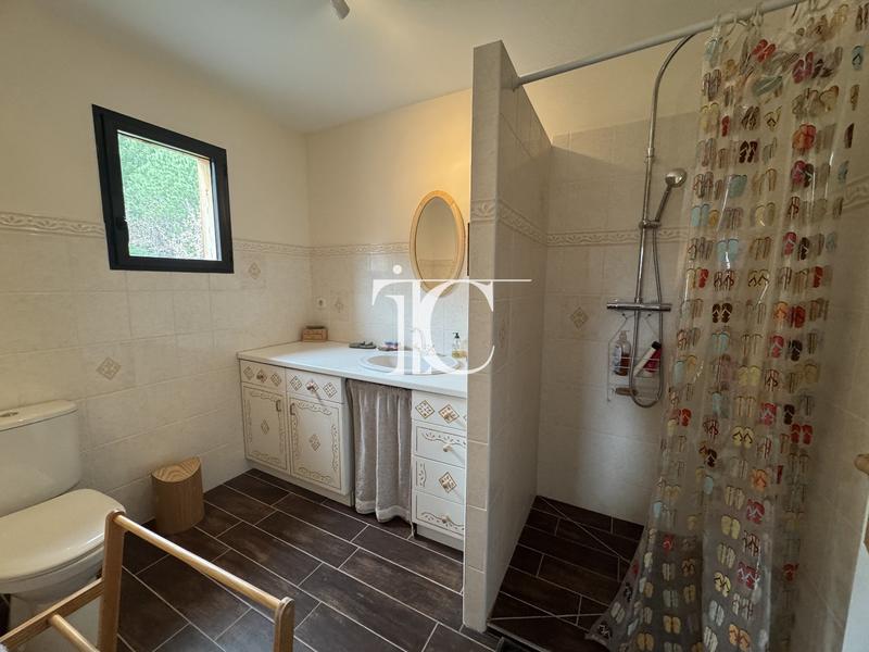 Maison de bois - 136 m² - 5 pièces