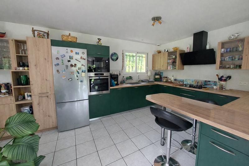 Maison - 98 m² - 4 pièces