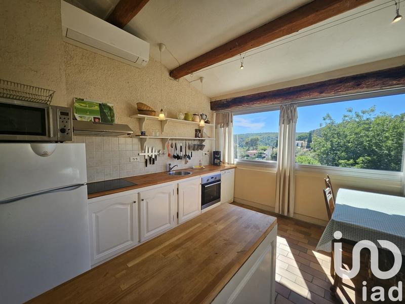 Maison - 323 m² - 12 pièces