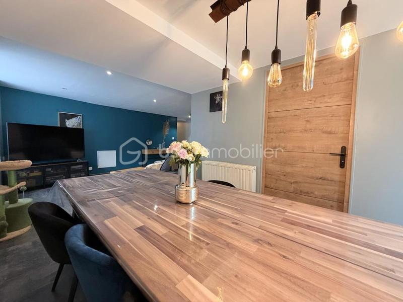 Maison - 97 m² - 4 pièces