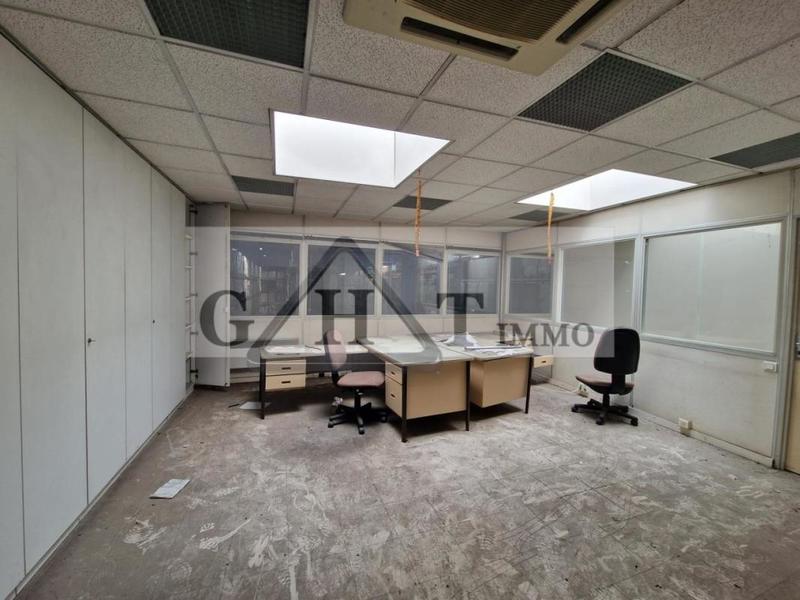 Entrepôt - 4 385 m²