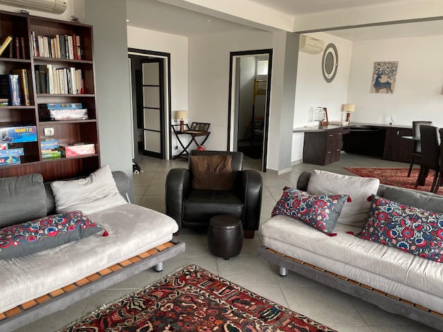 Appartement - 106 m² - 5 pièces