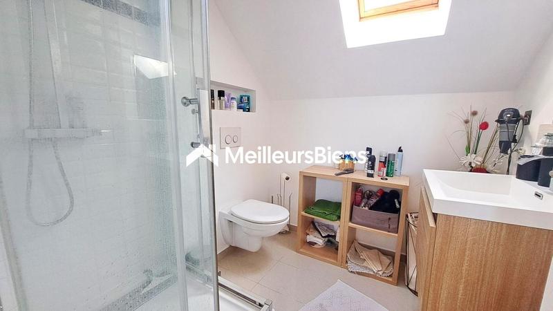 Maison - 106 m² - 6 pièces