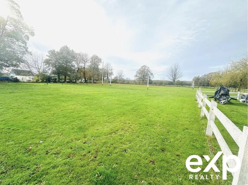 Maison - 600 m² - 29 pièces